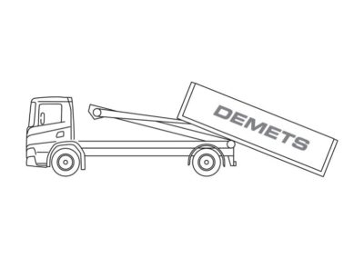 Camion porte-conteneurs pour des transports dans des acces tres difficiles ou d’une hauteur de passage limitee