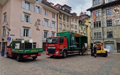 Transport en levering van winkelmeubilair in de binnenstad van Luzern
